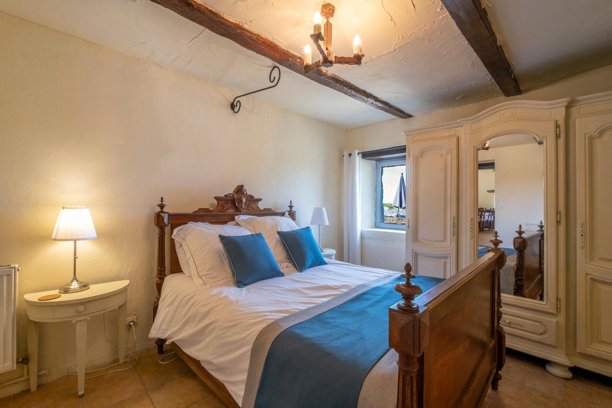 Bed and Breakfast Domaine Chez Les Rois Berneuil  Exteriér fotografie