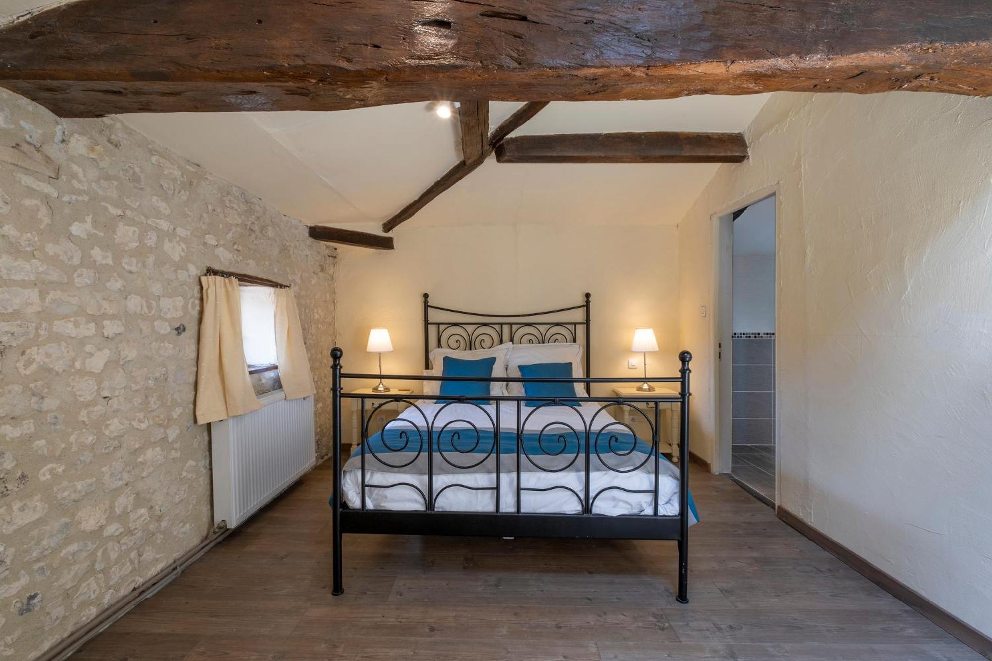Bed and Breakfast Domaine Chez Les Rois Berneuil  Exteriér fotografie
